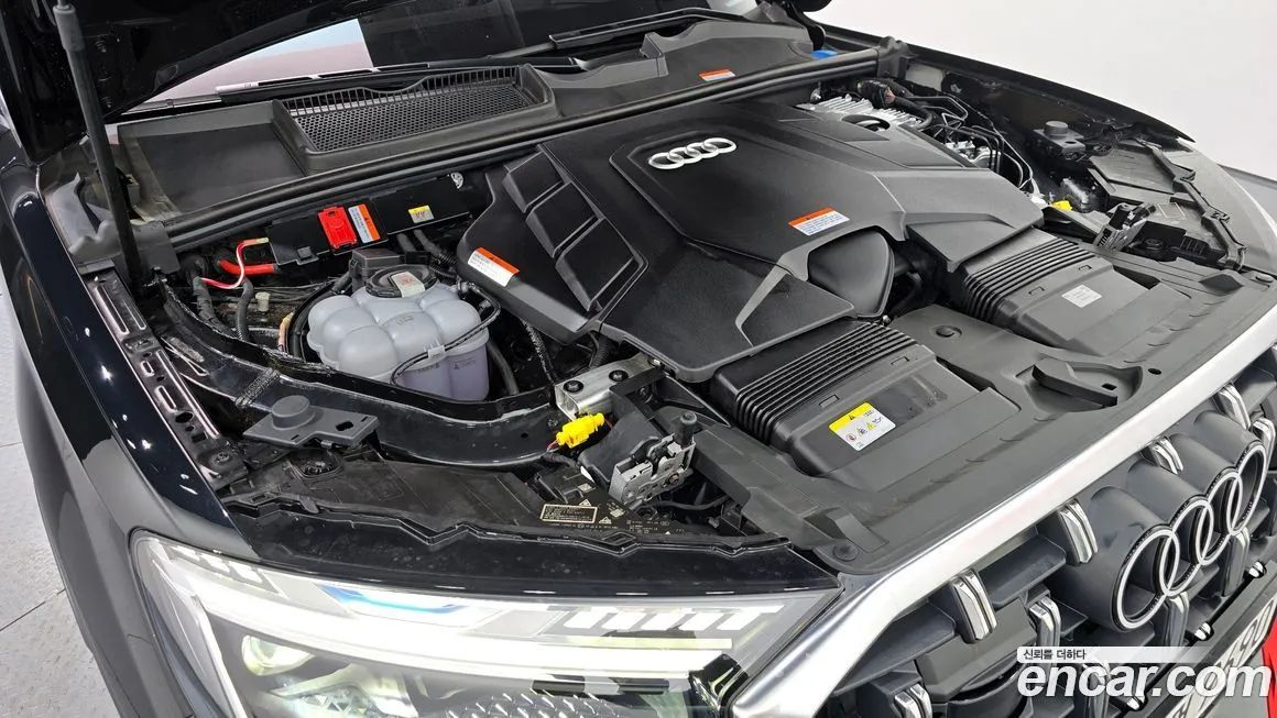 Audi Q7 2025 из KR, фото 6