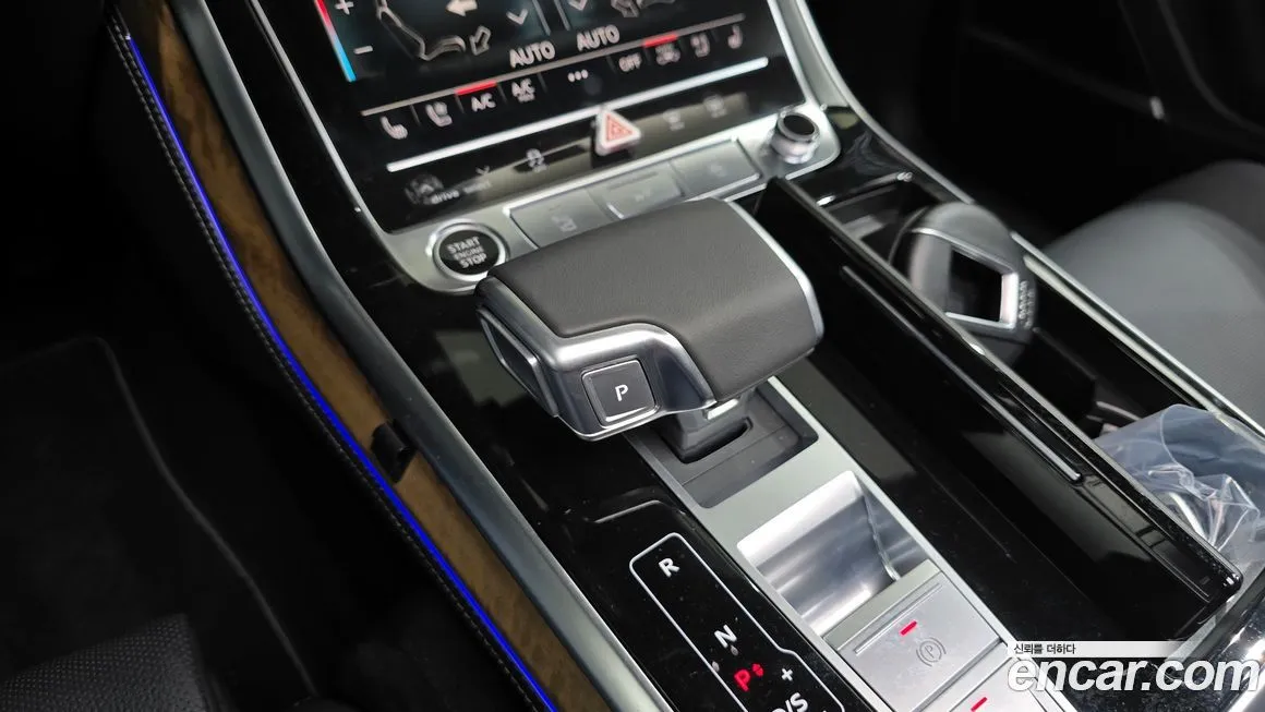 Audi Q7 2025 из KR, фото 9