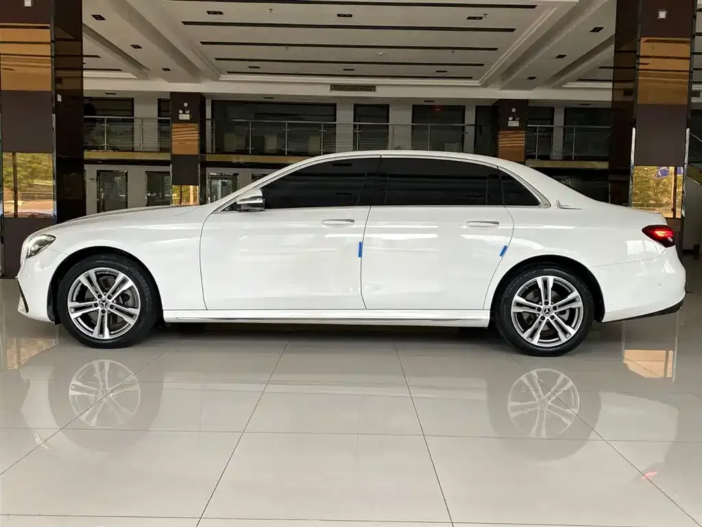 Mercedes-Benz E-Class 2021 из CN, фото 4