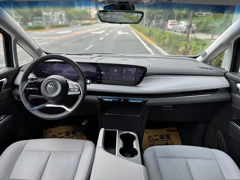 Buick GL8 2024 из CN, фото 6