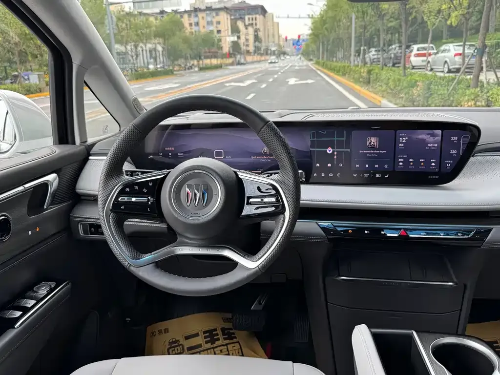 Buick GL8 2024 из CN, фото 7