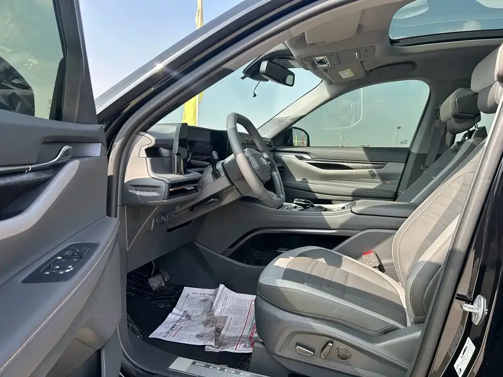 Ford Edge — фото 9