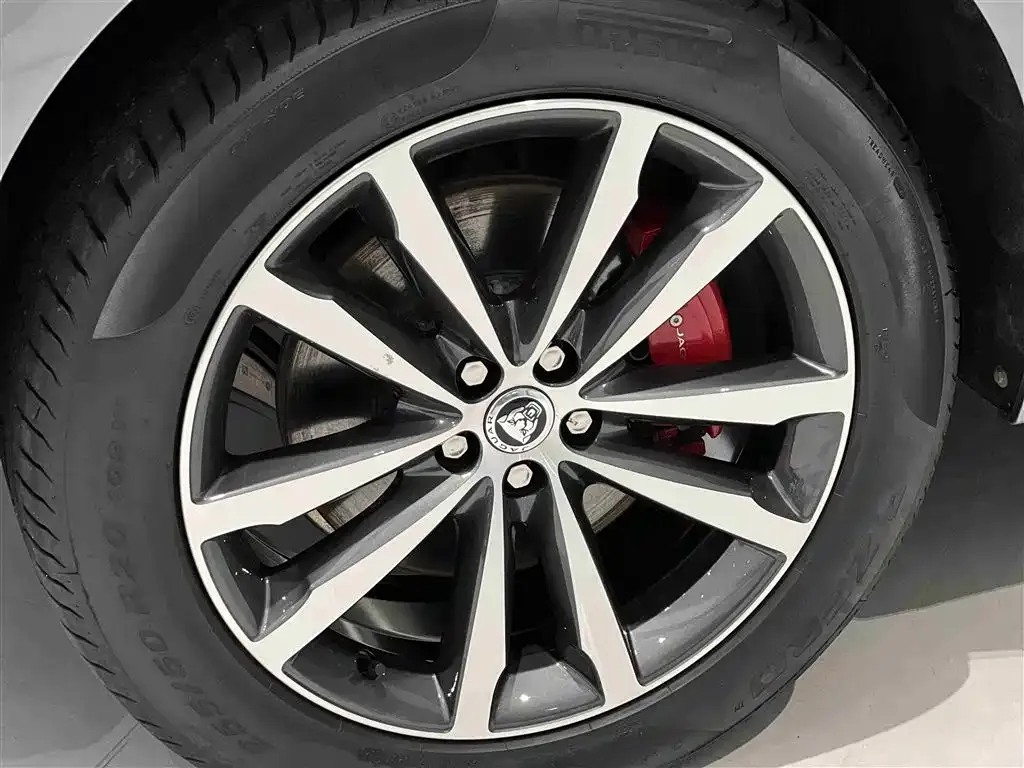 Jaguar F-PACE 2024 из CN, фото 5