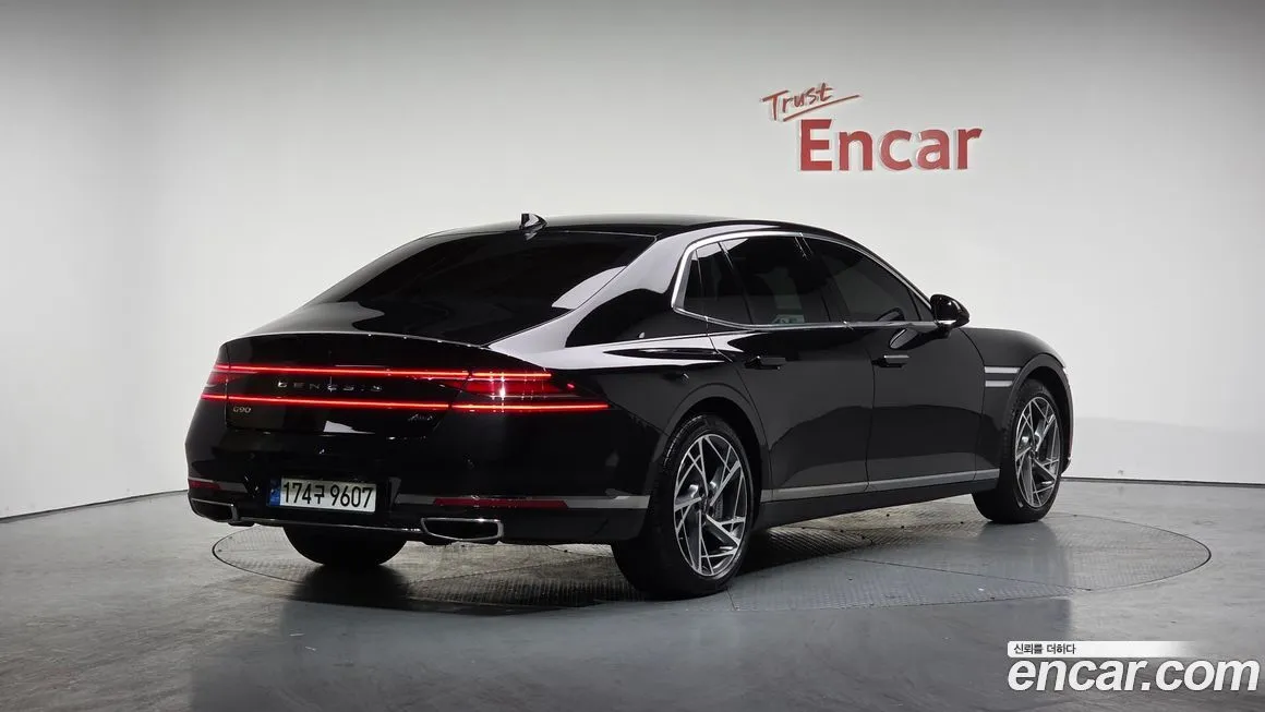 Genesis G90 2022 из KR, фото 2