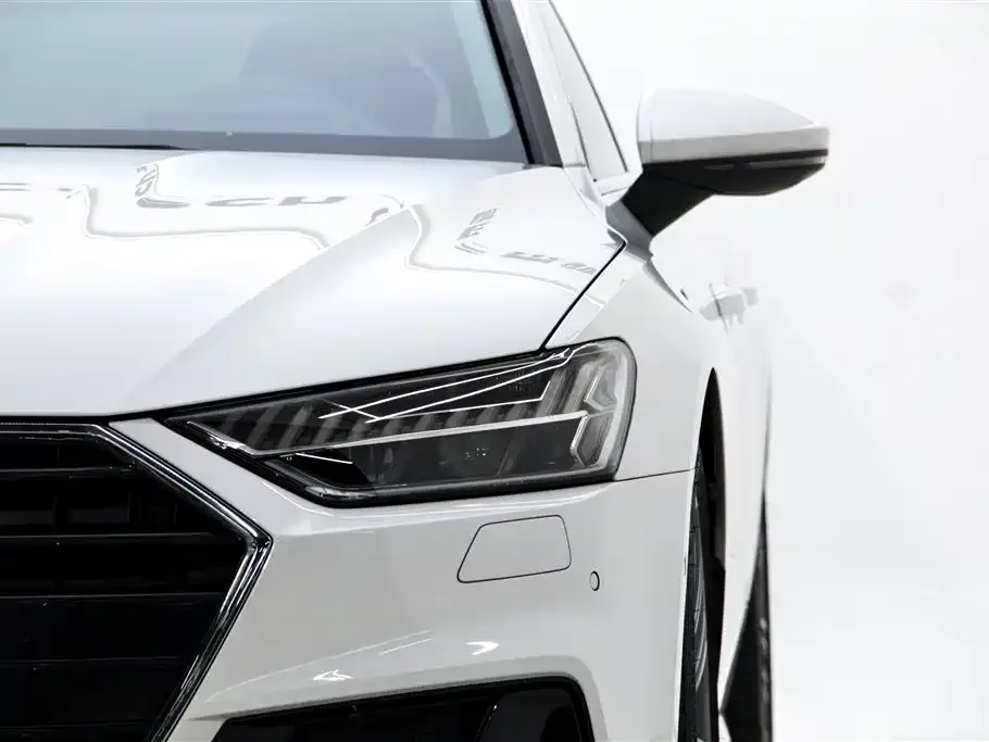 Audi A7 2023 из CN, фото 9