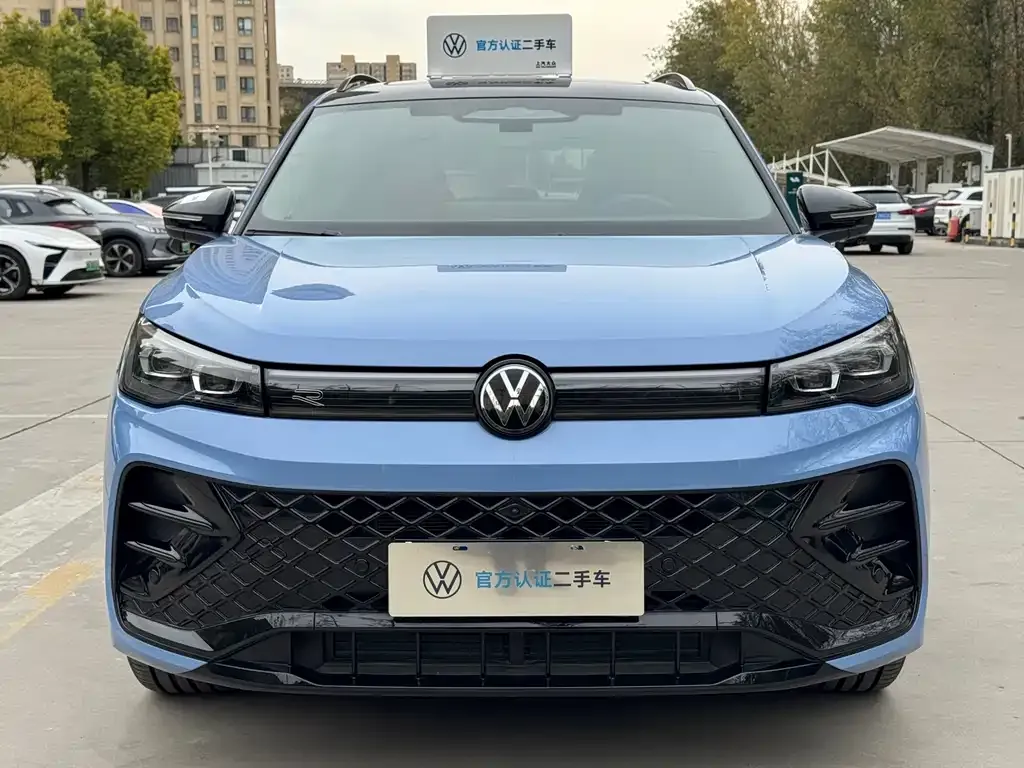 Volkswagen Tiguan L 2024 из CN, фото 2