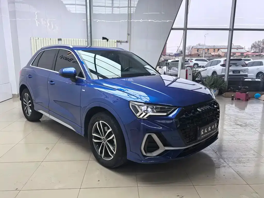 Audi Q3 2021 из CN, фото 3