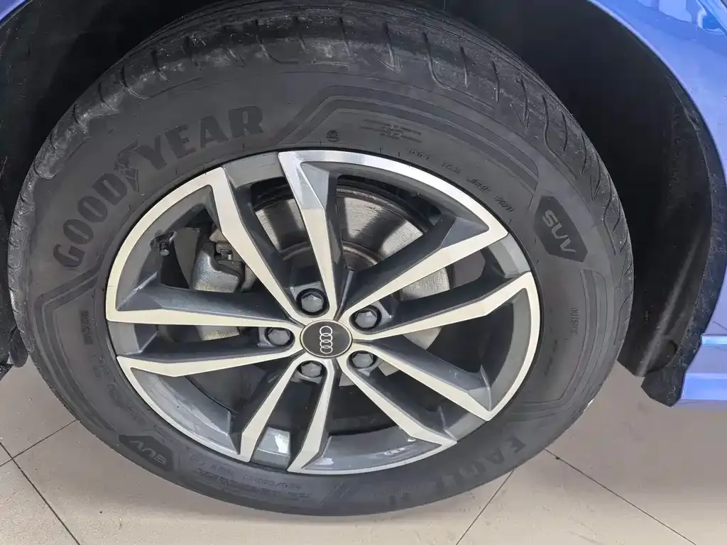 Audi Q3 2021 из CN, фото 6