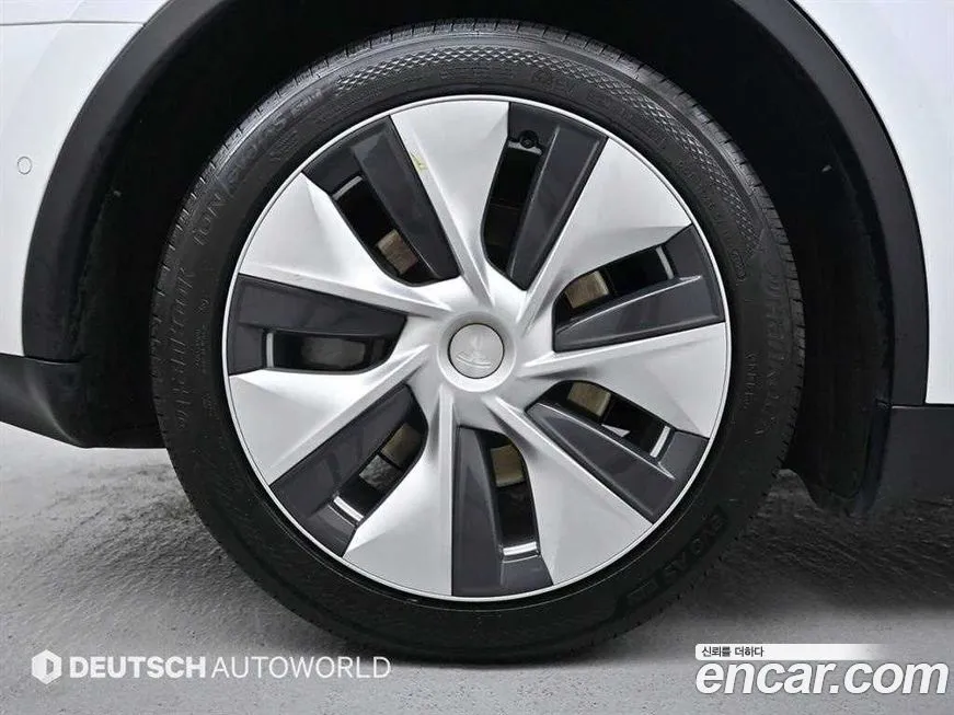 Tesla Model Y 2021 из KR, фото 5