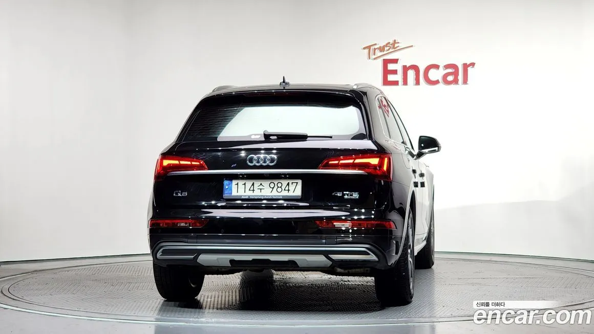 Audi Q5 2021 из KR, фото 4