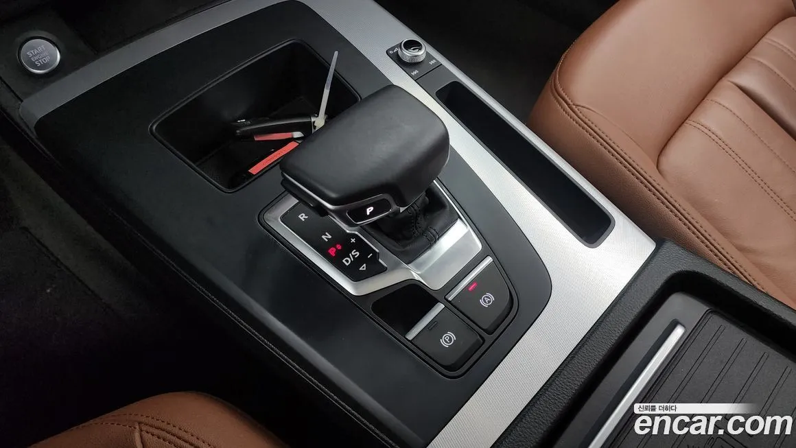 Audi Q5 2021 из KR, фото 9