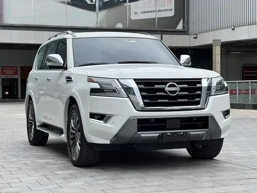Nissan Patrol 2023 из CN, фото 3
