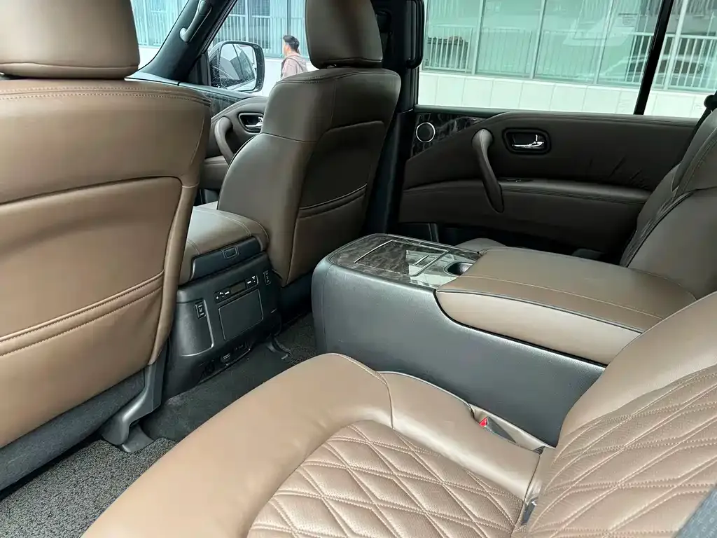 Nissan Patrol 2023 из CN, фото 8