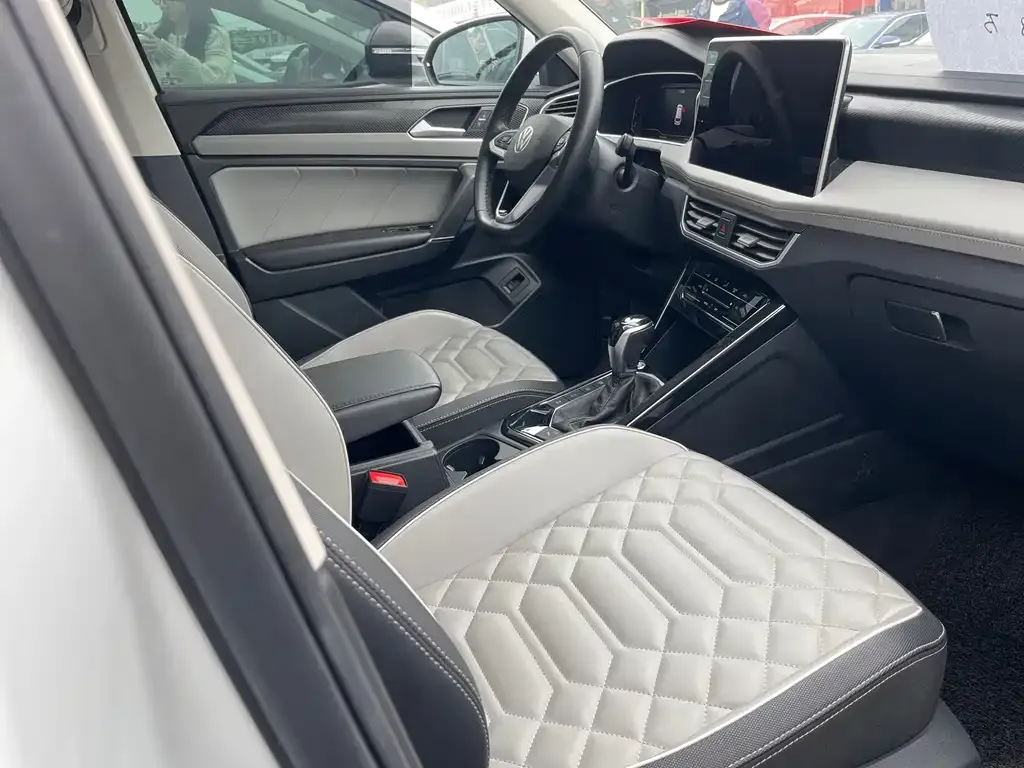 Volkswagen Tayron 2023 из CN, фото 4