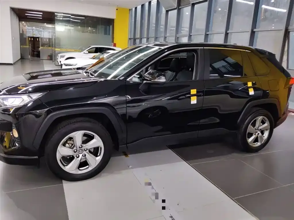 Toyota RAV4 2022 из CN, фото 5