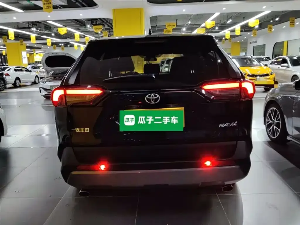 Toyota RAV4 2022 из CN, фото 6