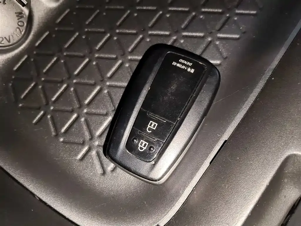 Toyota RAV4 2022 из CN, фото 9