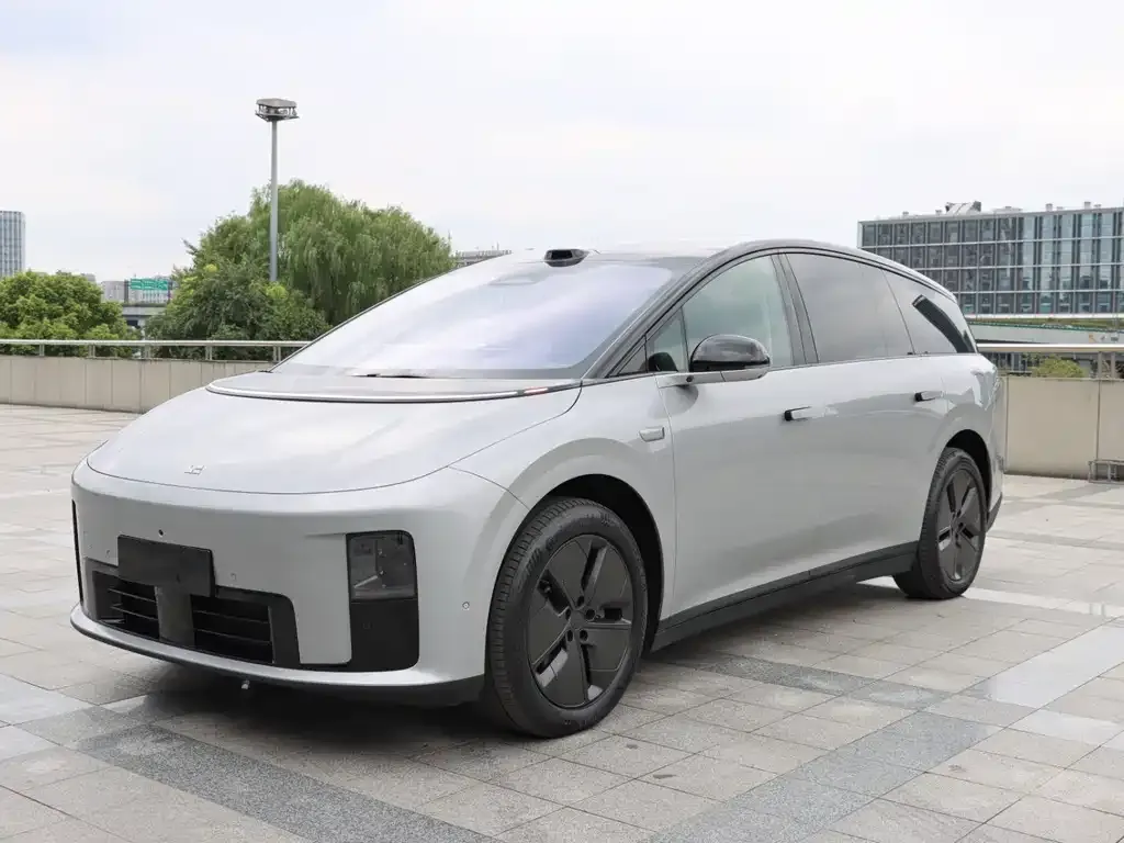 Li Auto i8 2025 из CN, фото 1