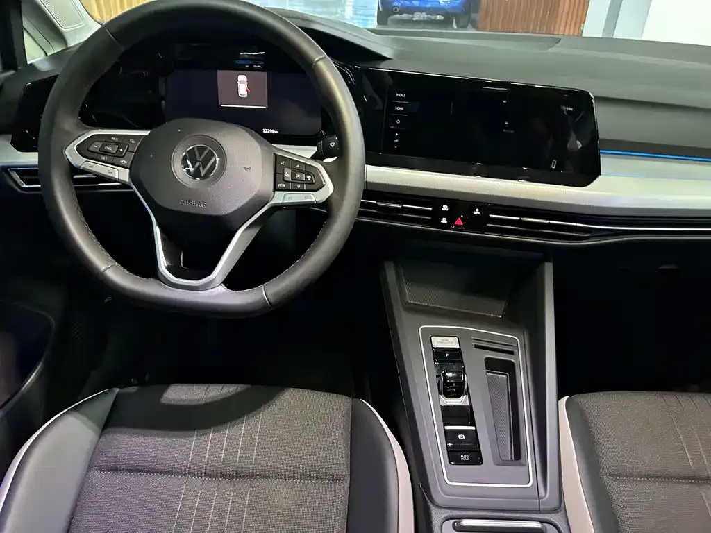 Volkswagen Golf 2022 из CN, фото 6
