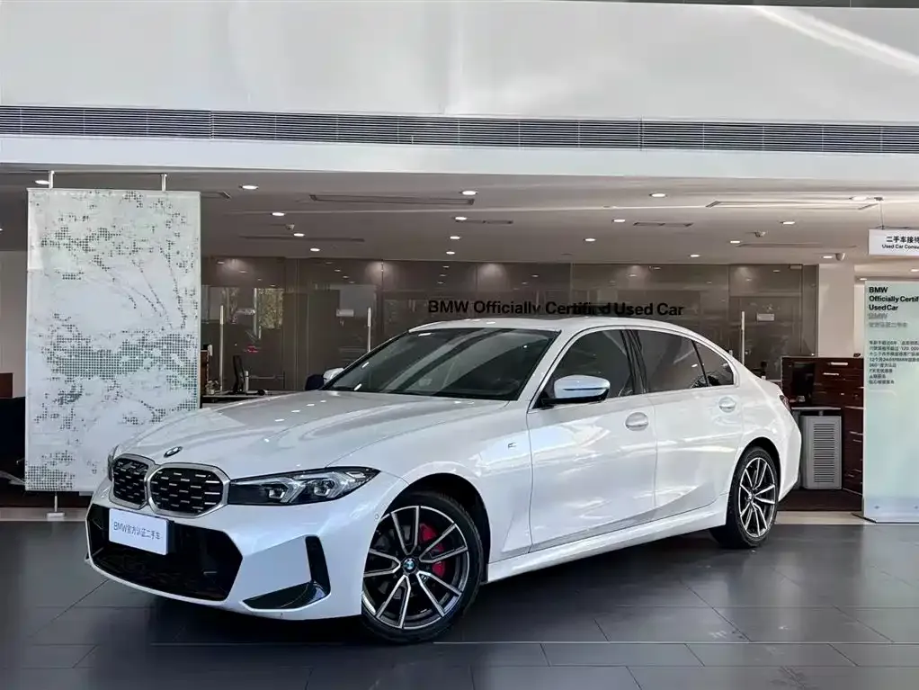 BMW 3 Series 2023 из CN, фото 1