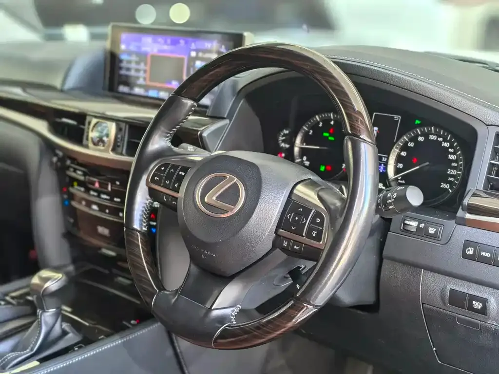 Lexus LX 2024 из CN, фото 5