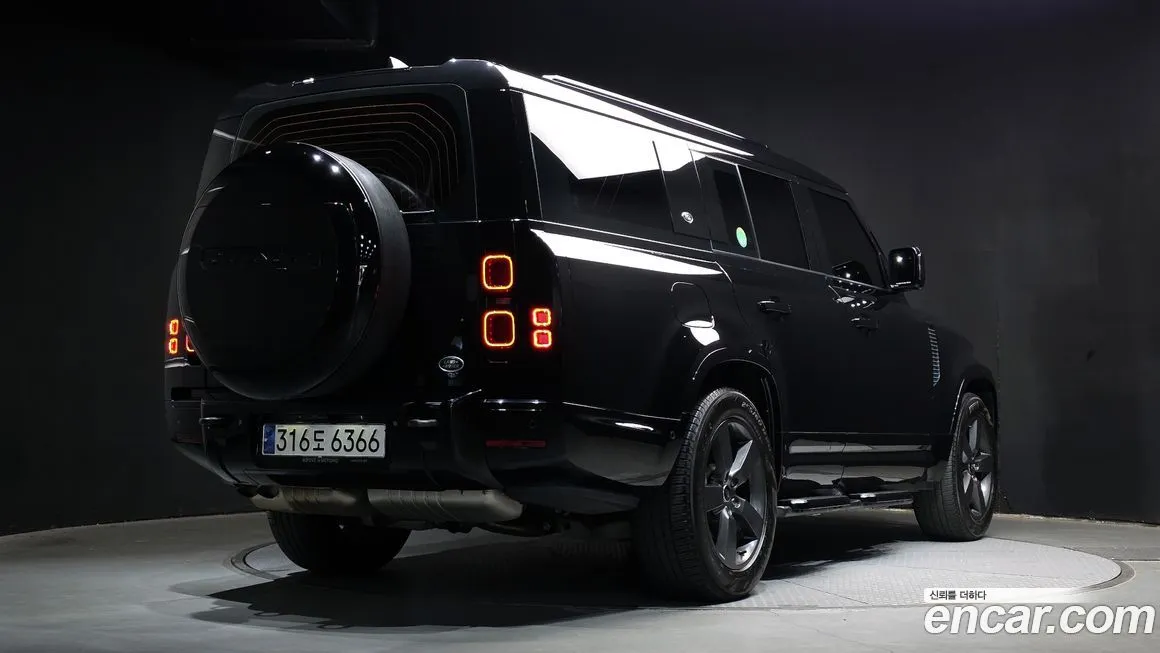 Land Rover Defender 2023 из KR, фото 2