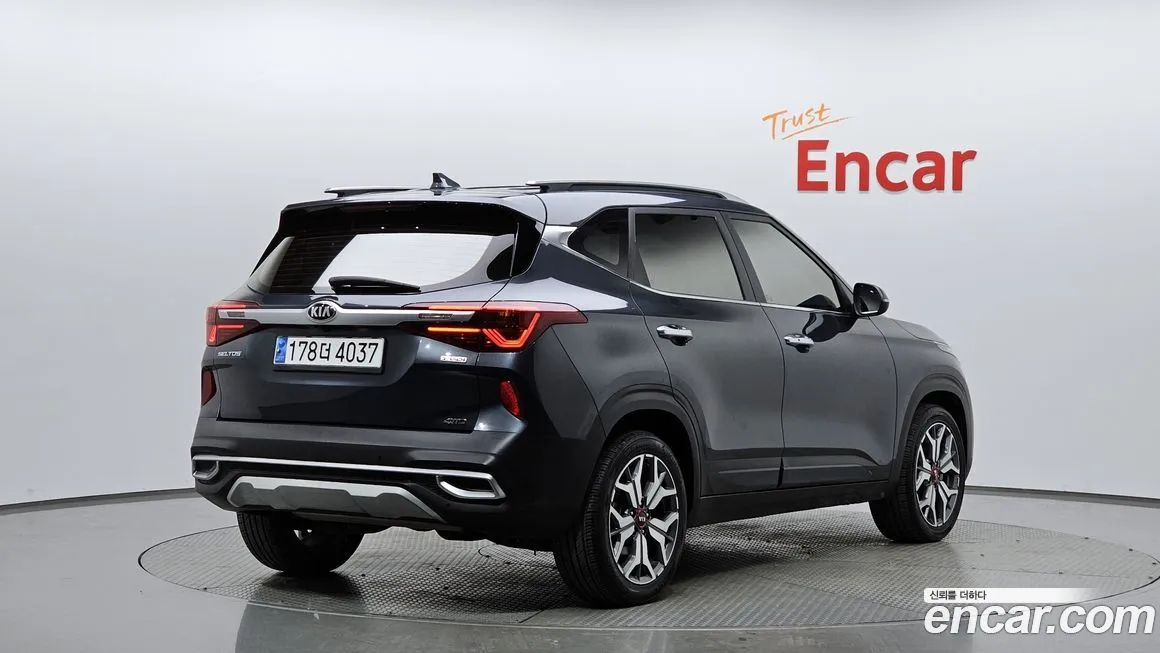 Kia Seltos 2021 из KR, фото 2