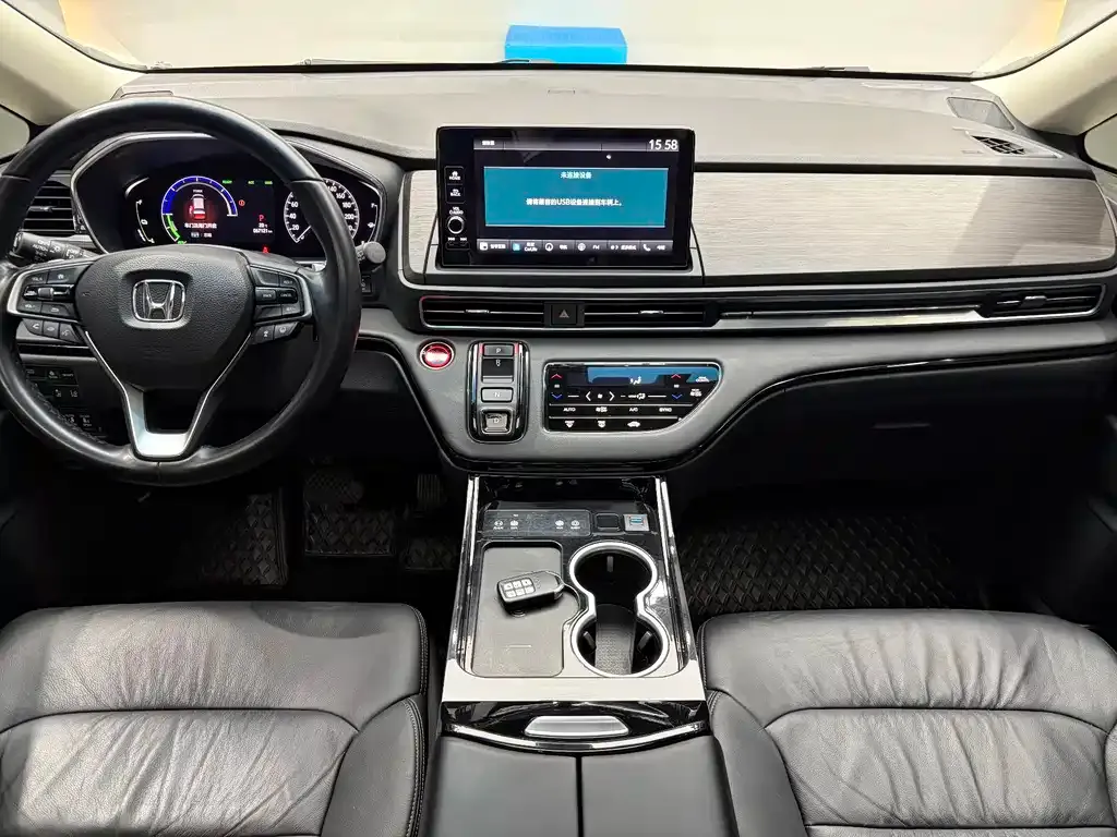 Honda Elysion 2023 из CN, фото 7