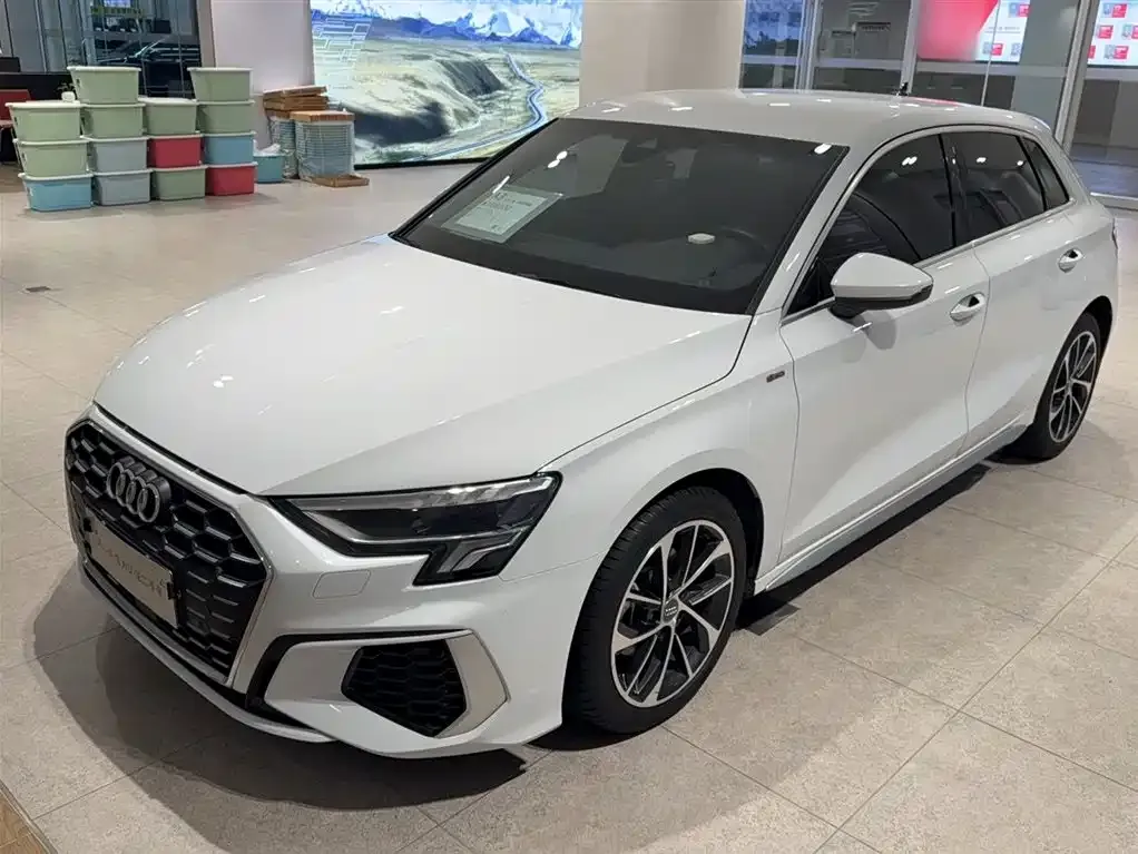 Audi A3 2022 из CN, фото 2