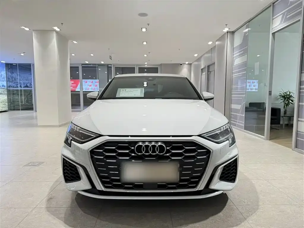 Audi A3 2022 из CN, фото 4