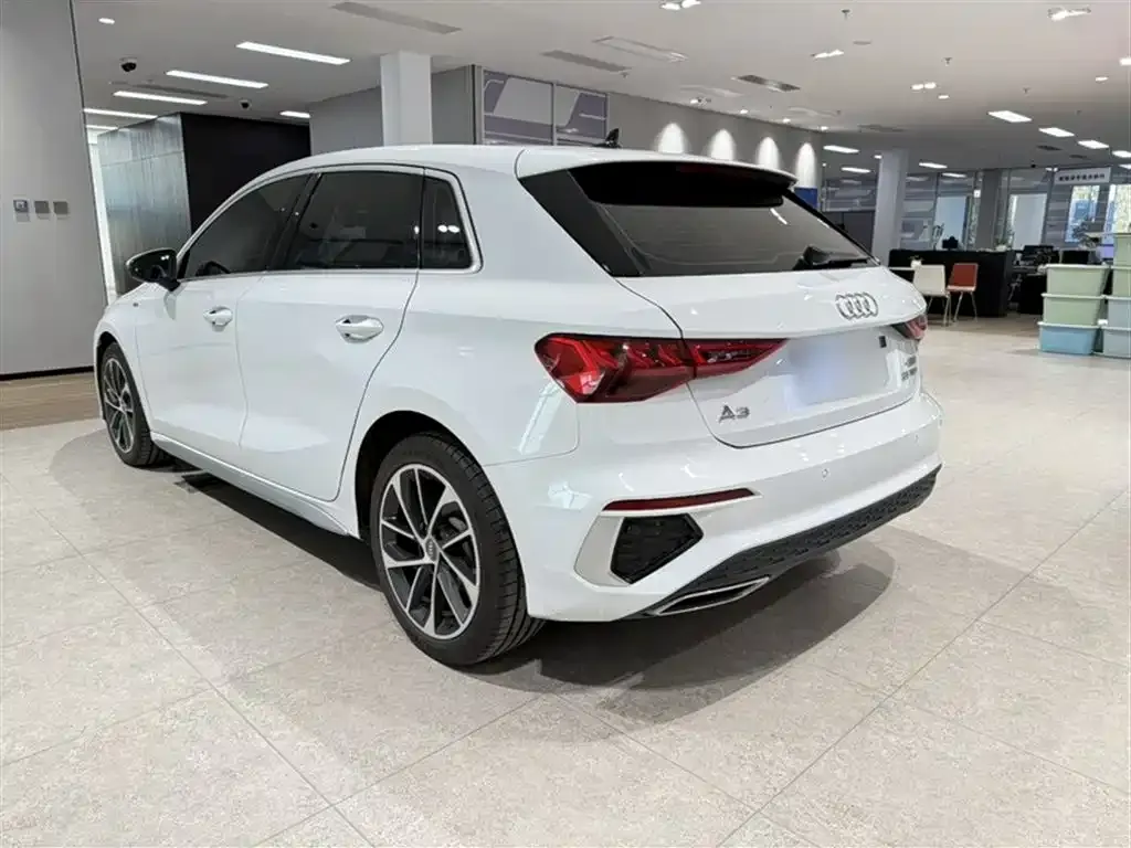 Audi A3 2022 из CN, фото 5