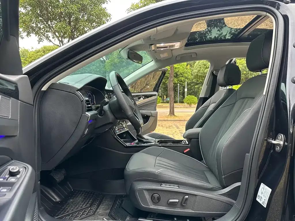 Volkswagen Passat — фото 9