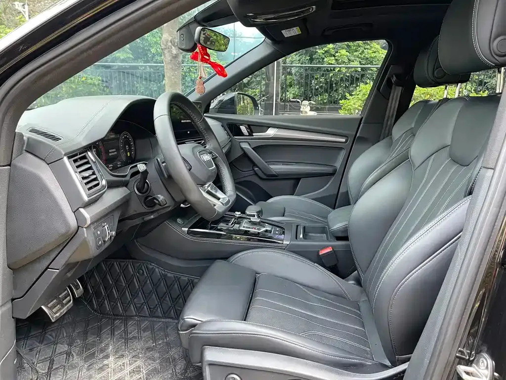 Audi Q5L 2025 из CN, фото 4