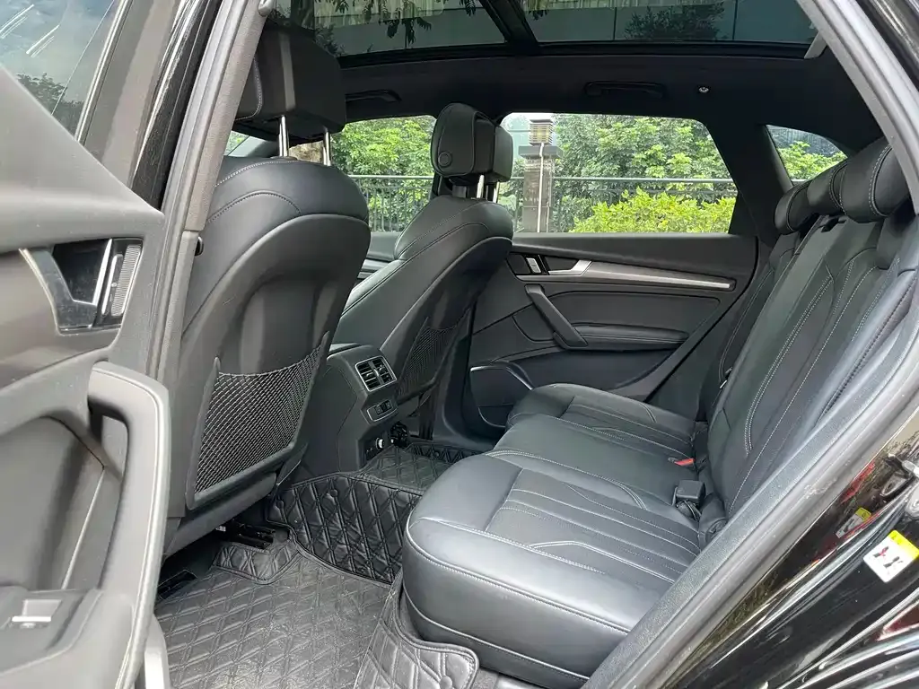Audi Q5L 2025 из CN, фото 5