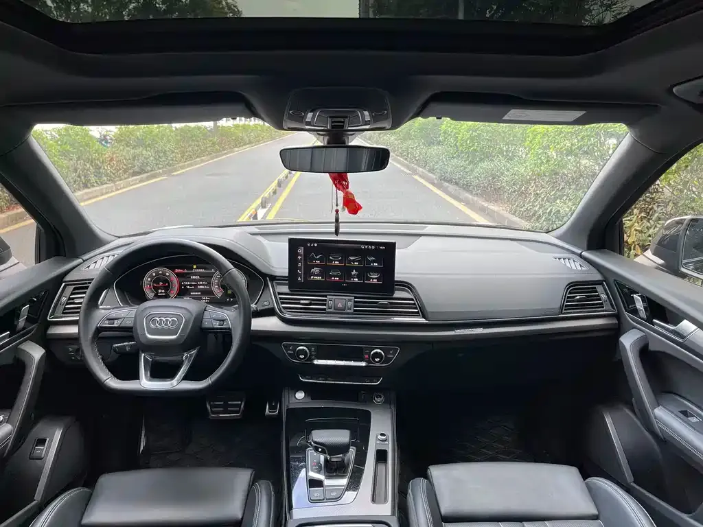 Audi Q5L 2025 из CN, фото 6