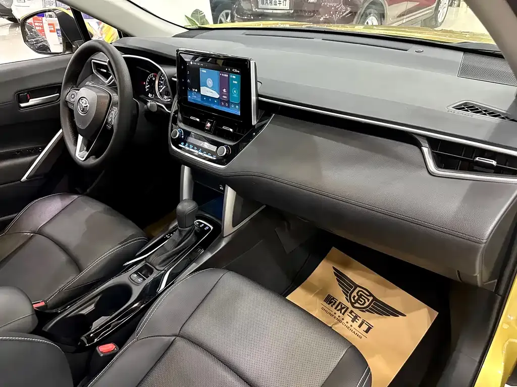 Toyota Frontlander 2022 из CN, фото 8