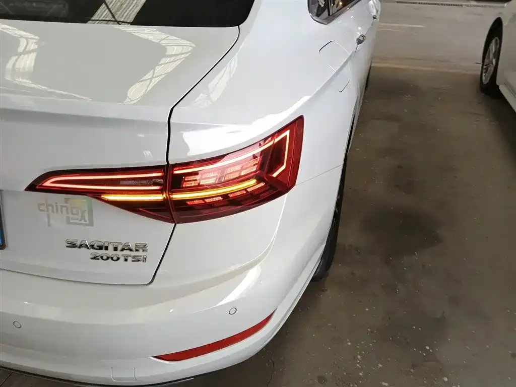 Volkswagen Sagitar 2021 из CN, фото 8