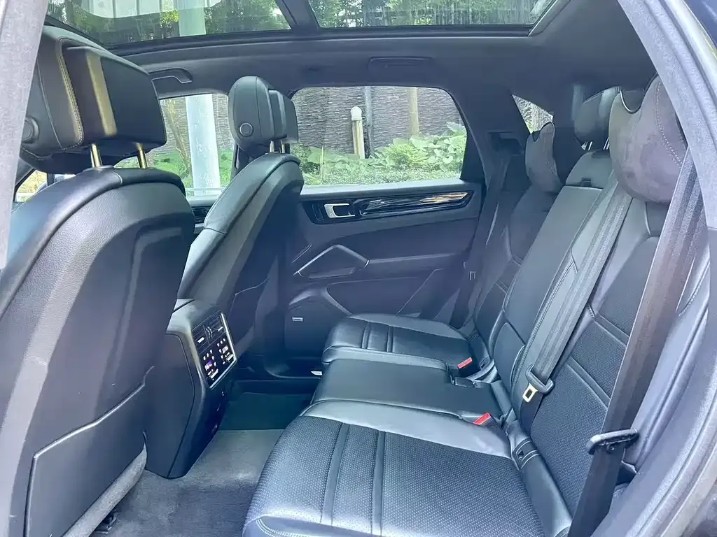 Porsche Cayenne 2021 из CN, фото 5