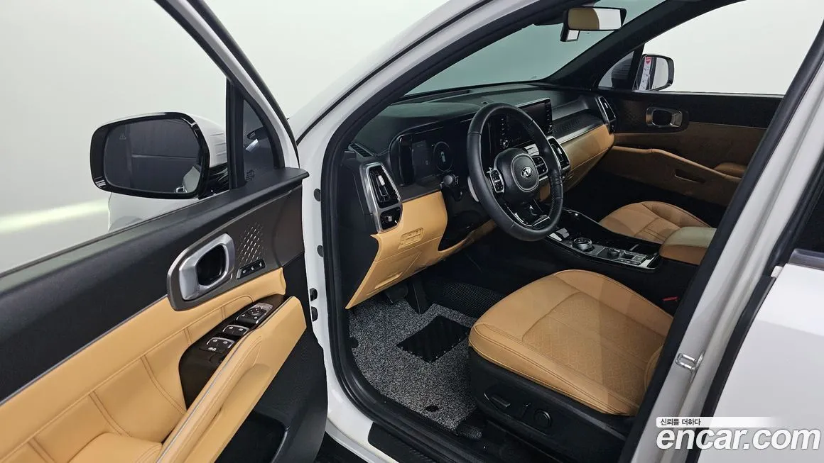 Kia Sorento — фото 10