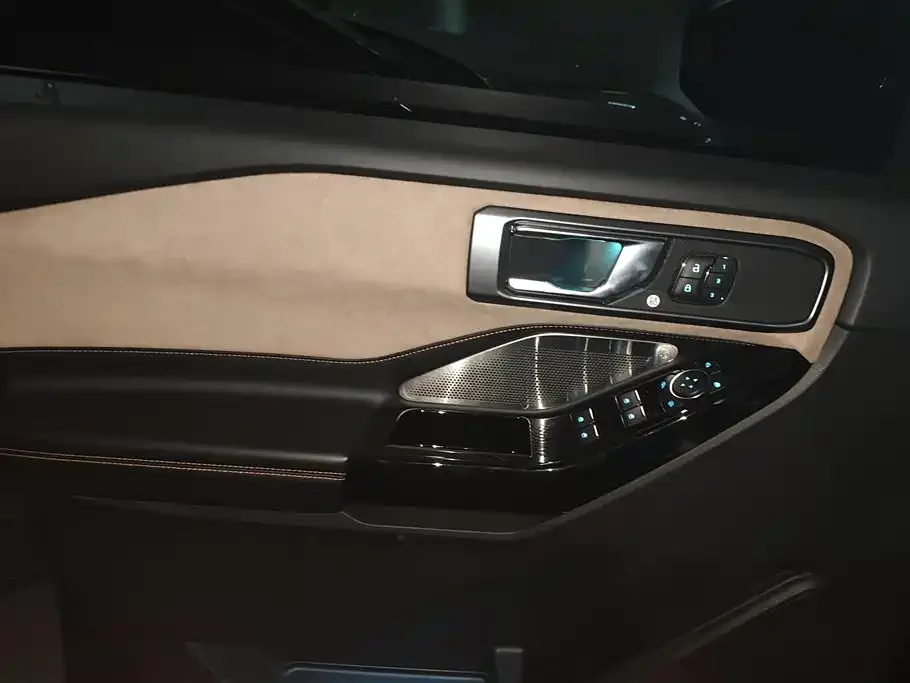 Ford Explorer 2025 из CN, фото 7