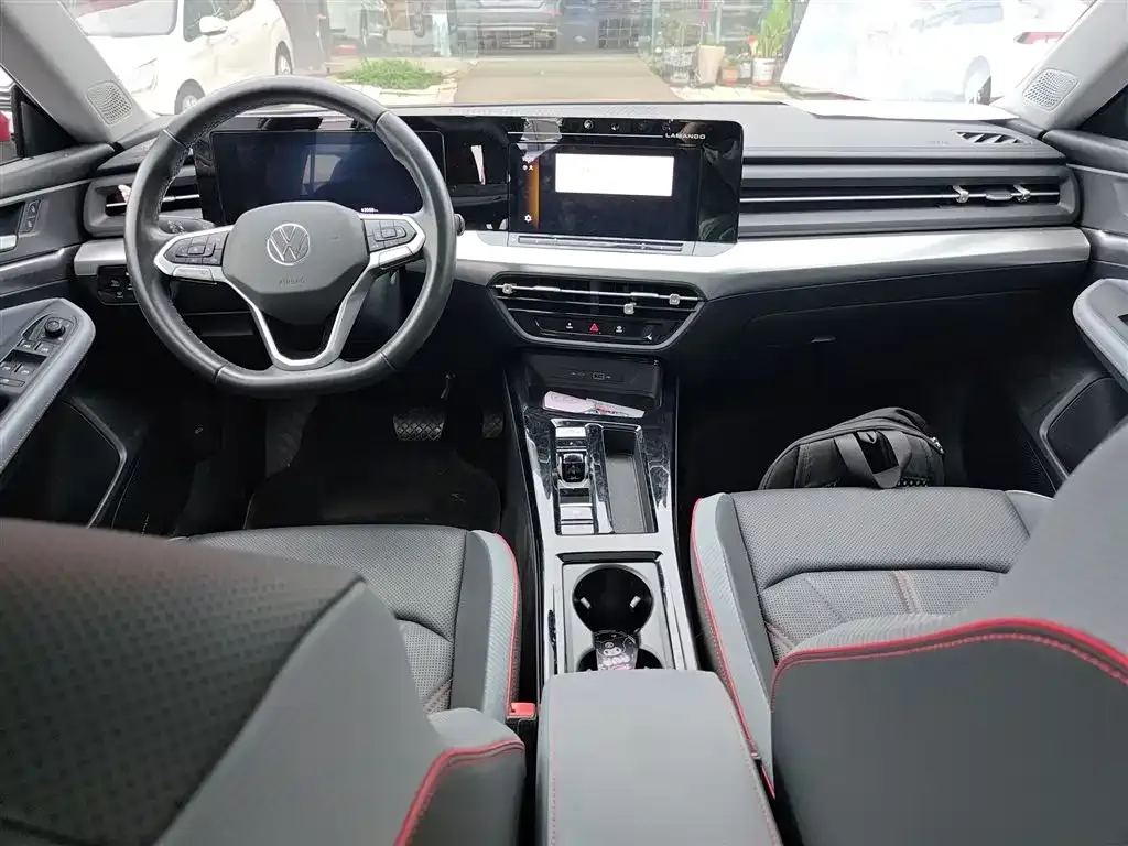 Volkswagen Lamando 2023 из CN, фото 10
