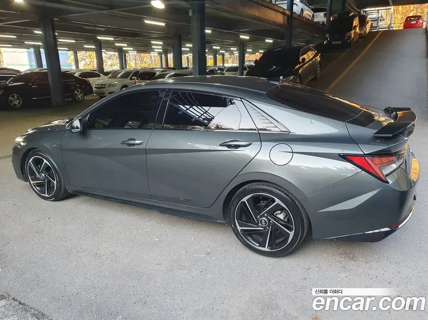 Hyundai AVANTE — фото 3