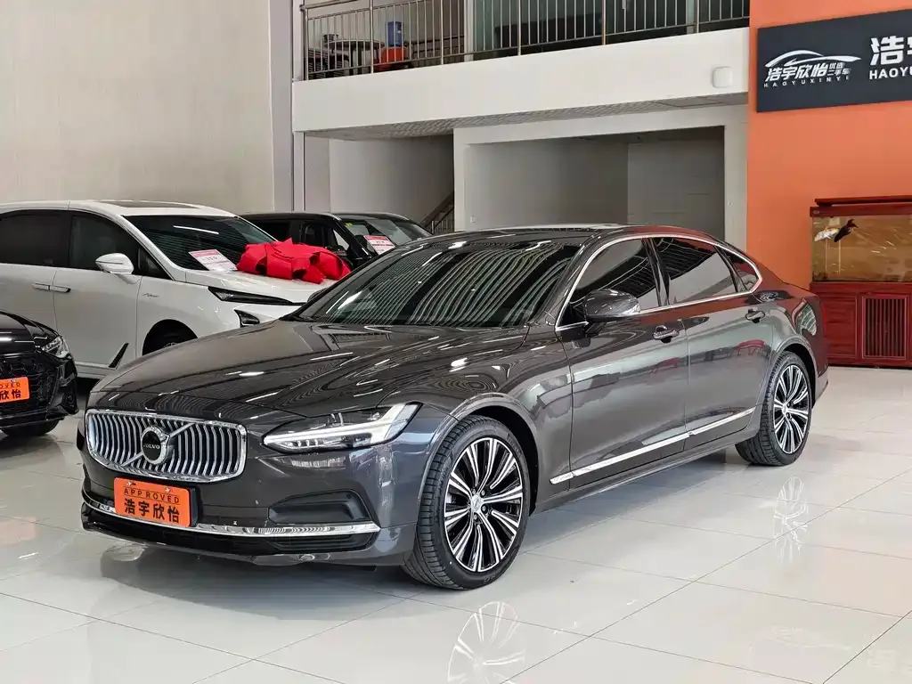 Volvo S90 2025 из CN, фото 1