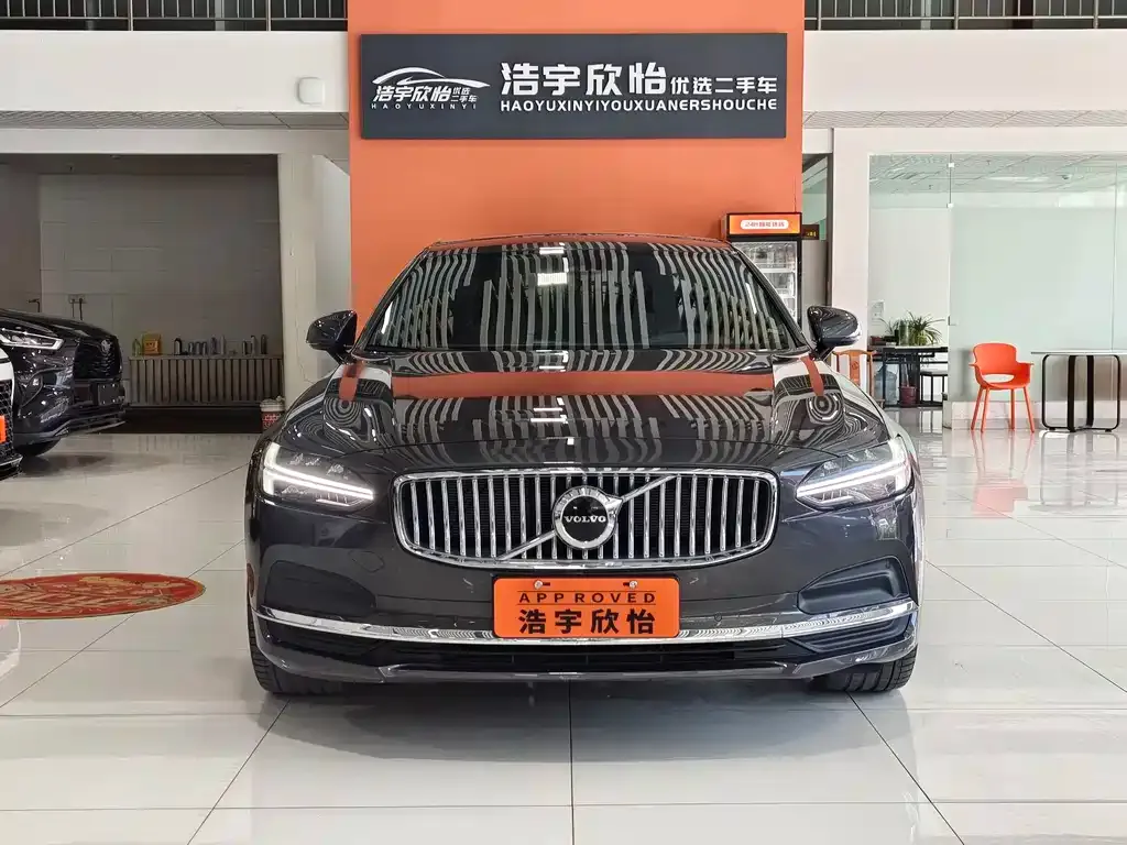 Volvo S90 2025 из CN, фото 2