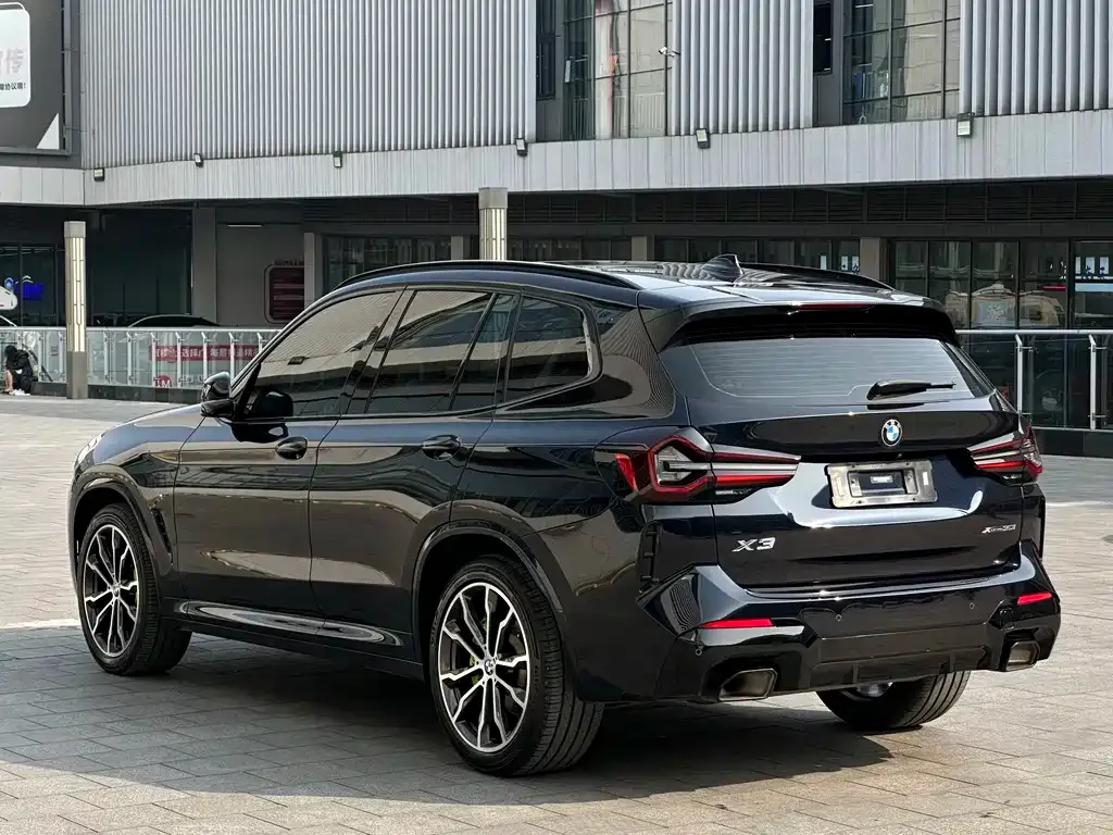 BMW X3 — фото 9