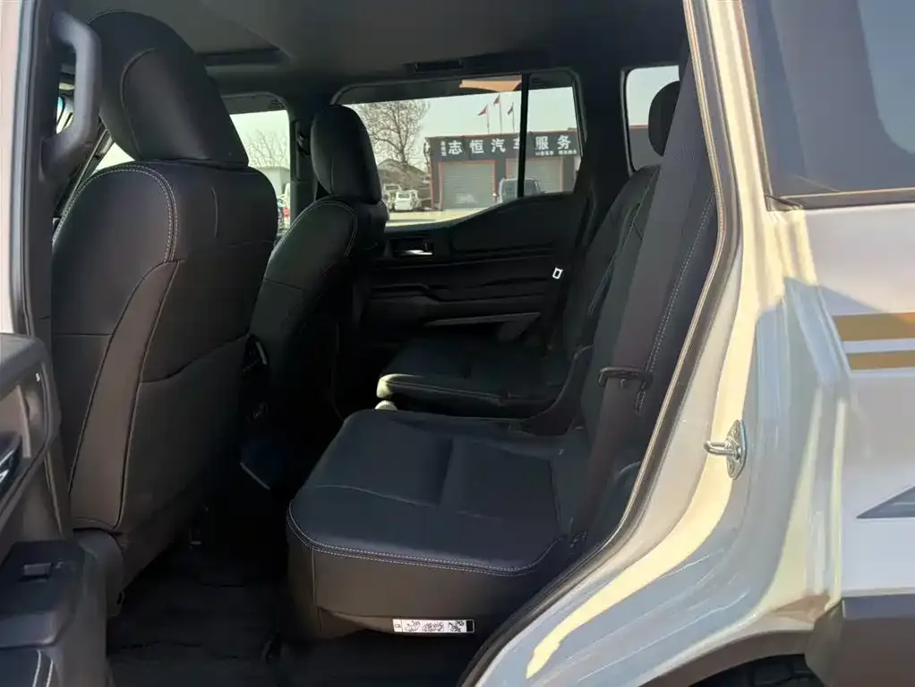 Toyota Prado 2025 из CN, фото 4