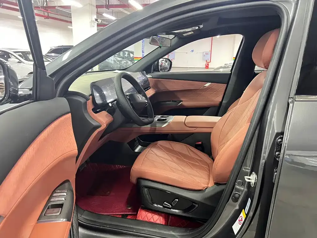Changan CS75PLUS 2025 из CN, фото 4
