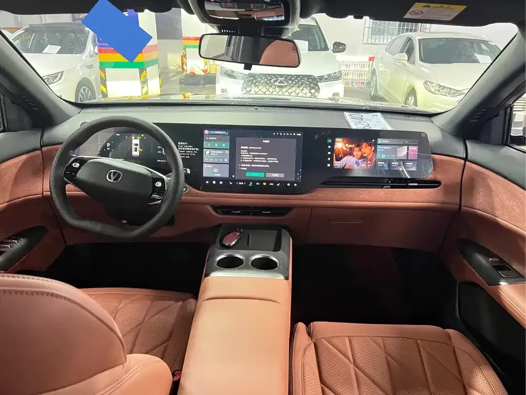 Changan CS75PLUS 2025 из CN, фото 8
