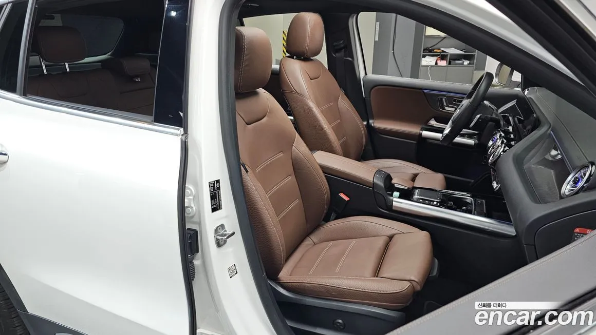 Mercedes-Benz GLA-Class 2023 из KR, фото 10