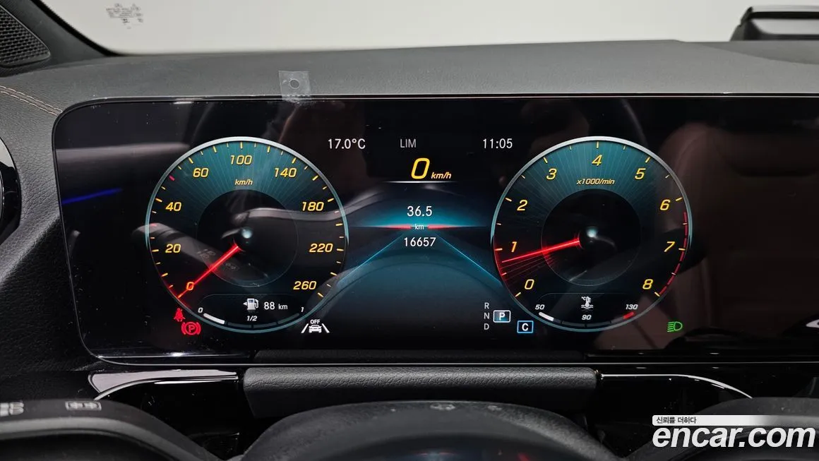 Mercedes-Benz GLA-Class 2023 из KR, фото 8